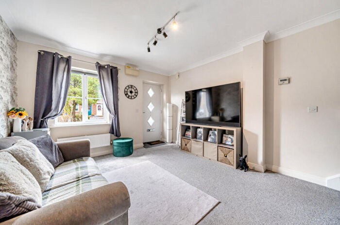 2 Bedroom End Of Terrace House To Rent In Guernsey Way, Winnersh, Wokingham, Berkshire, RG41