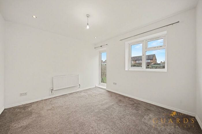 5 Bedroom Semi-Detached House To Rent In North Road, West Drayton, UB7