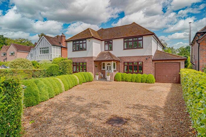 4 Bedroom Detached House For Sale In Kingsway, Hiltingbury, Chandlers Ford, SO53