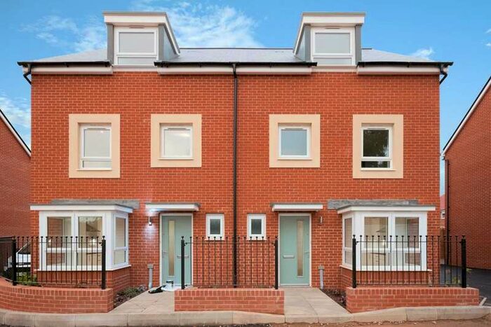 4 Bedroom Property To Rent In Sunflower Road, Lyde Green, Bristol BS16