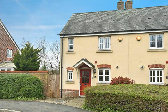 2 Bedroom Semi Detached House For Sale In Acorn Gardens, Burghfield Common, Reading, RG7