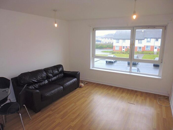 2 Bedroom Apartment To Rent In Hamiltonhill Gardens, Glasgow, G22