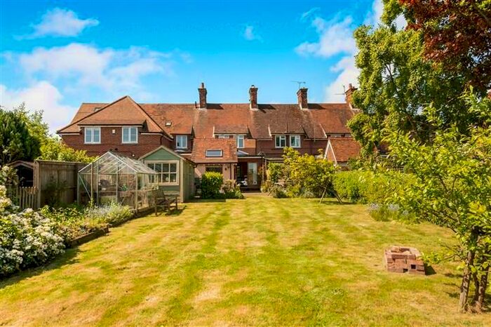 2 Bedroom Terraced House To Rent In Fox Road, Wigginton, Tring, HP23