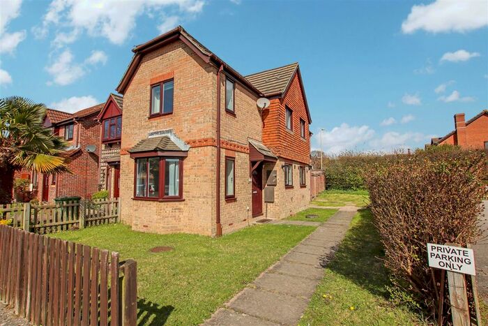 1 Bedroom Terraced House To Rent In Coracle Close, Warsash, Southampton, SO31