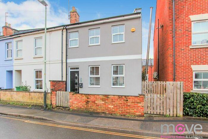 3 Bedroom End Of Terrace House To Rent In Market Street, Town Centre, GL50