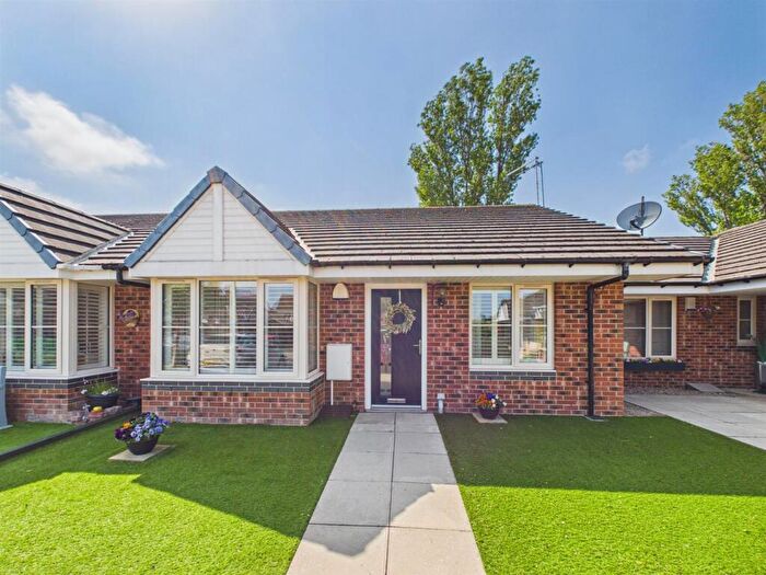 2 Bedroom Bungalow For Sale In Stanton Court, Marden Estate, NE30