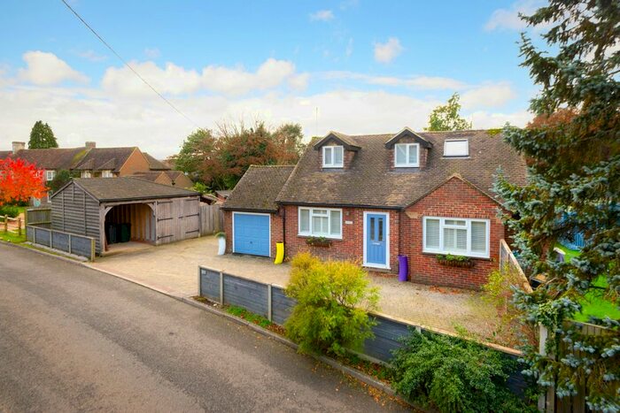 3 Bedroom Detached Bungalow For Sale In Church Lane, Challock, Ashford, TN25