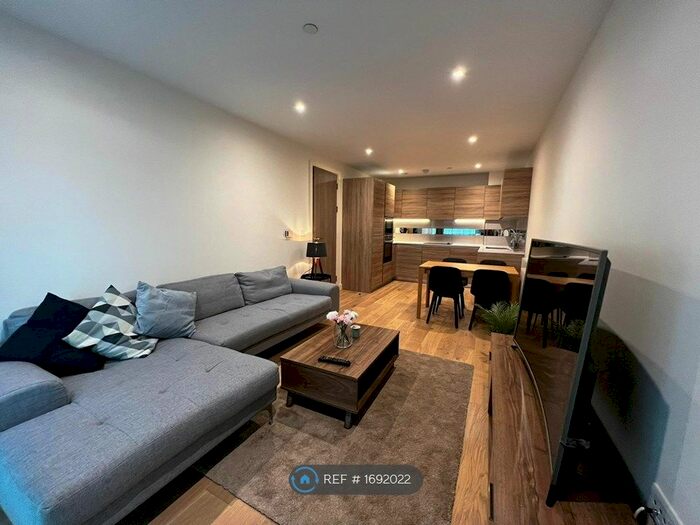 2 Bedroom Flat To Rent In Judde House, London, SE18