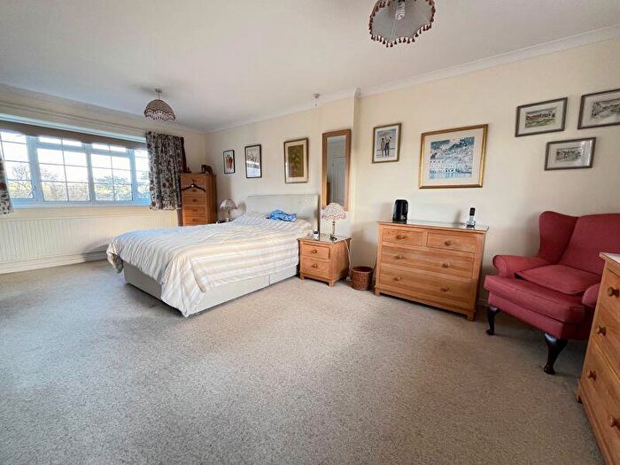 4 Bedroom Detached House For Sale In Pantiles, Llysworney, The Vale Of Glamorgan, CF71
