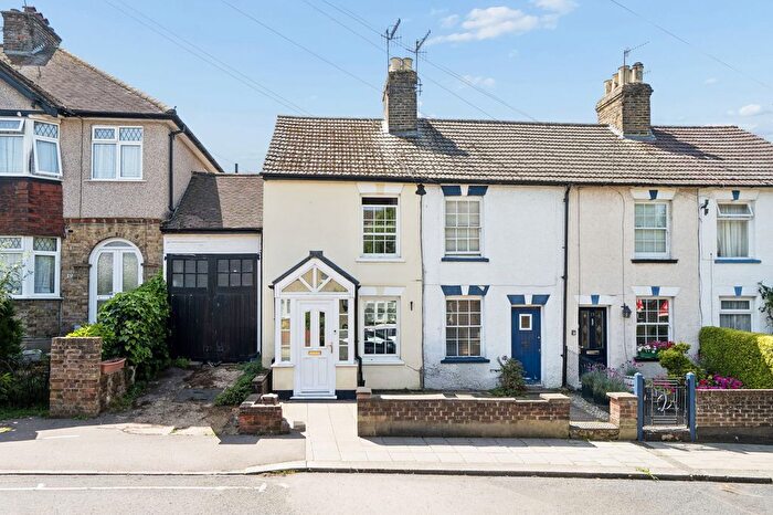 2 Bedroom End Terrace House For Sale In Upper Paddock Road, Oxhey Village, WD19