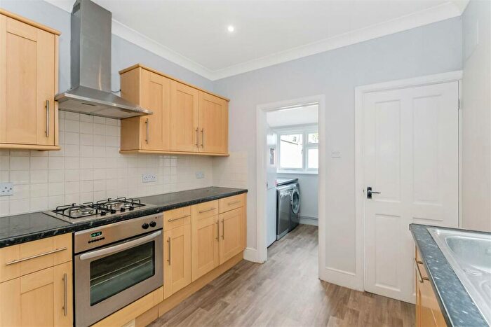 3 Bedroom Terraced House For Sale In The Green, North Chingford, E4