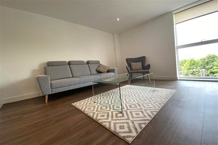 2 Bedroom Flat To Rent In St Vincent Street, Birmingham, B16