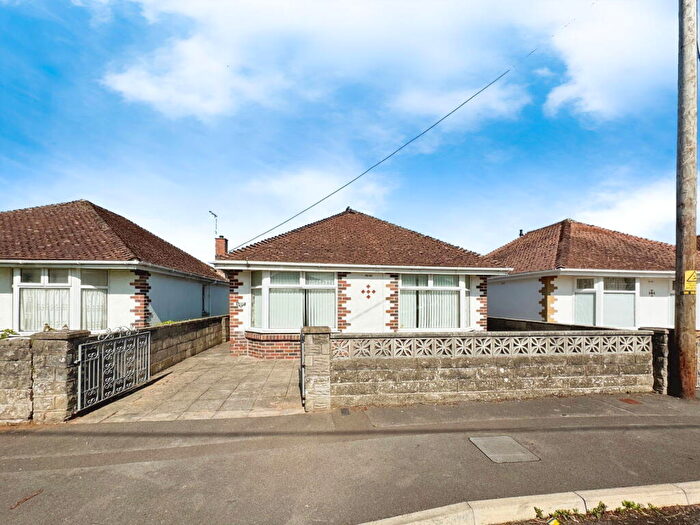 3 Bedroom Detached Bungalow For Sale In Ynyslas, Porthcawl, CF36