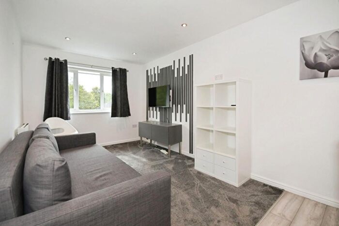 2 Bedroom Flat For Sale In Oliver House, Wain Avenue, Chesterfield, S41