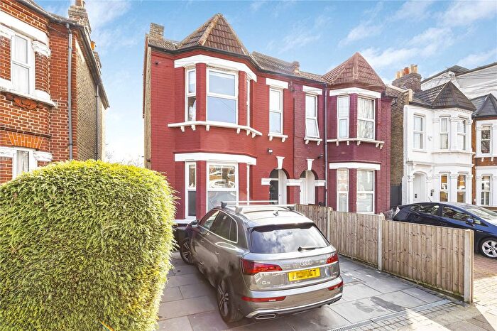 4 Bedroom Semi-Detached House To Rent In Mellison Road, London, SW17