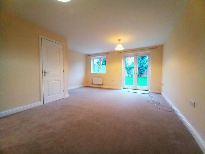 3 Bedroom Terraced House To Rent In Hereson Road, Broadstairs, CT10