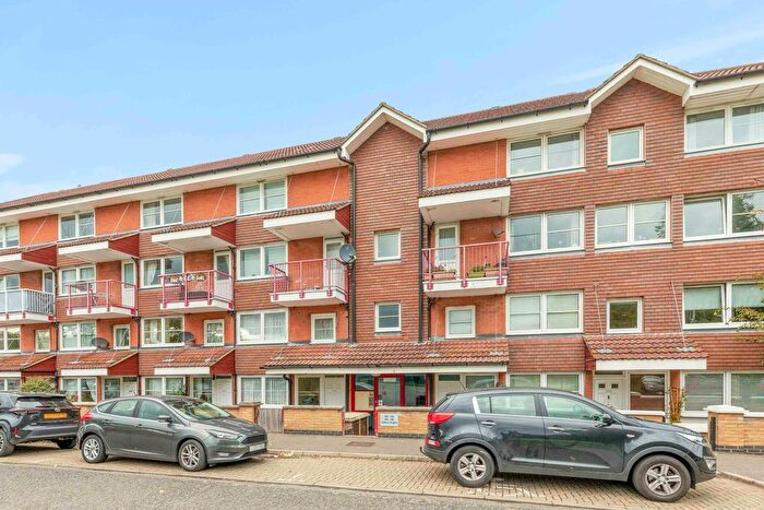 2 Bedroom Flat For Sale In Chiltern Heights, White Lion Road, HP7