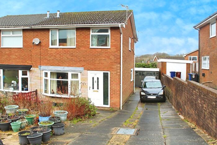 3 Bedroom Semi-Detached House For Sale In Lower Mead Drive, Burnley, BB12