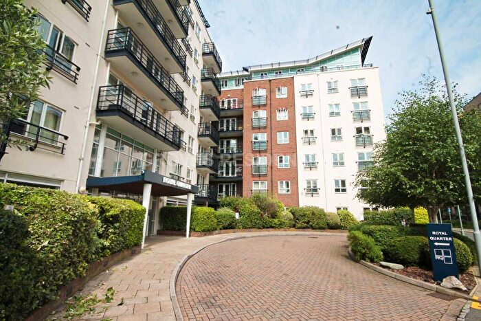 1 Bedroom Flat To Rent In Alexander House, Royal Quarter, Seven Kings Way, KT2