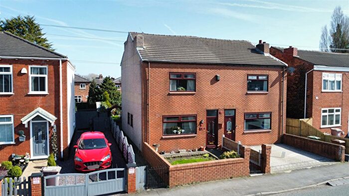 3 Bedroom Semi Detached House For Sale In Kenyons Lane South, Haydock, St Helens, WA11