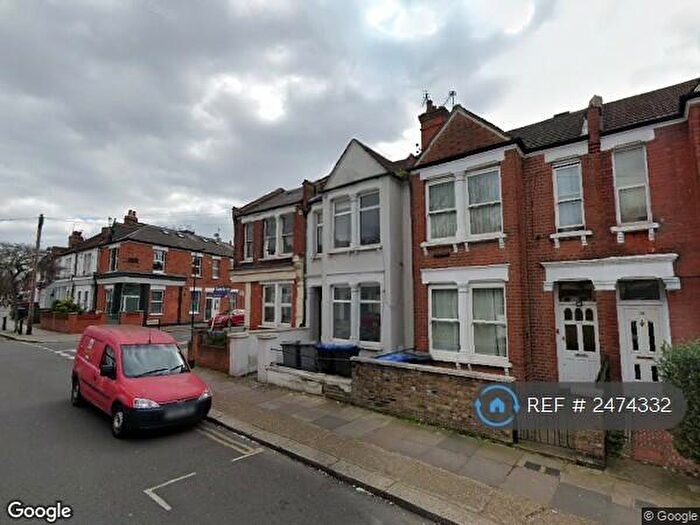 2 Bedroom Flat To Rent In Chapter Road, London, NW2