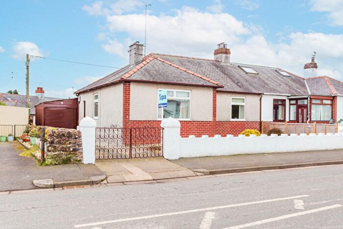 2 Bedroom Semi-Detached Bungalow For Sale In Hardthorn Road, Dumfries, DG2