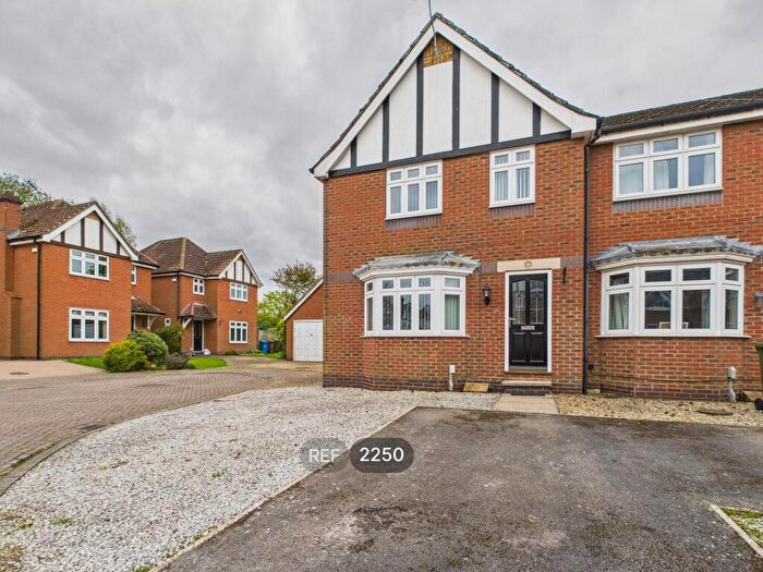 3 Bedroom Terraced House To Rent In Carlton Rise, Beverley, HU17