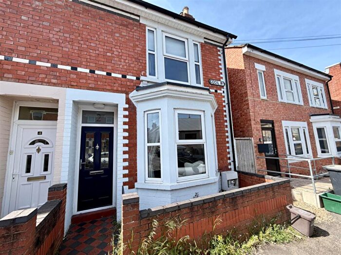 3 Bedroom Terraced House For Sale In Cecil Road, Linden, GL1