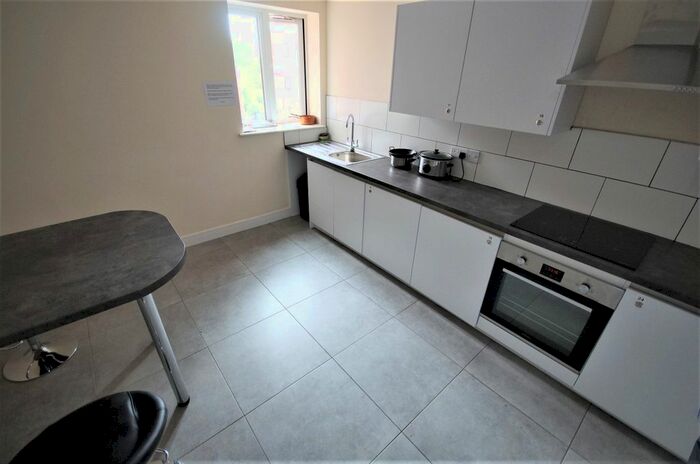 Studio To Rent In Clay Lane, Coventry, CV2