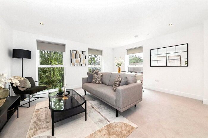 1 Bedroom Apartment For Sale In Eldon Park, South Norwood, SE25