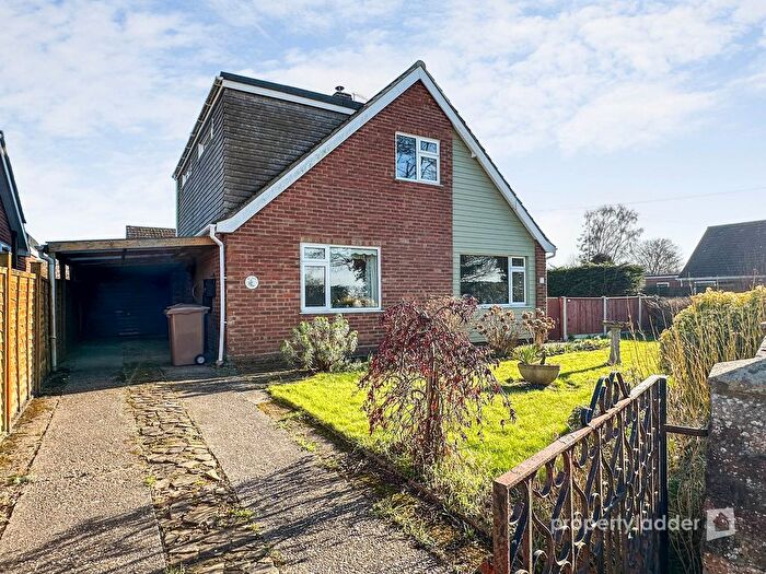3 Bedroom Chalet For Sale In Mill Road, Frettenham, Norwich, NR12