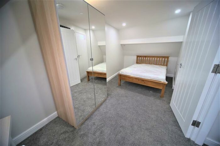 7 Bedroom End Of Terrace House To Rent In Delph Lane, Woodhouse, Leeds, LS6