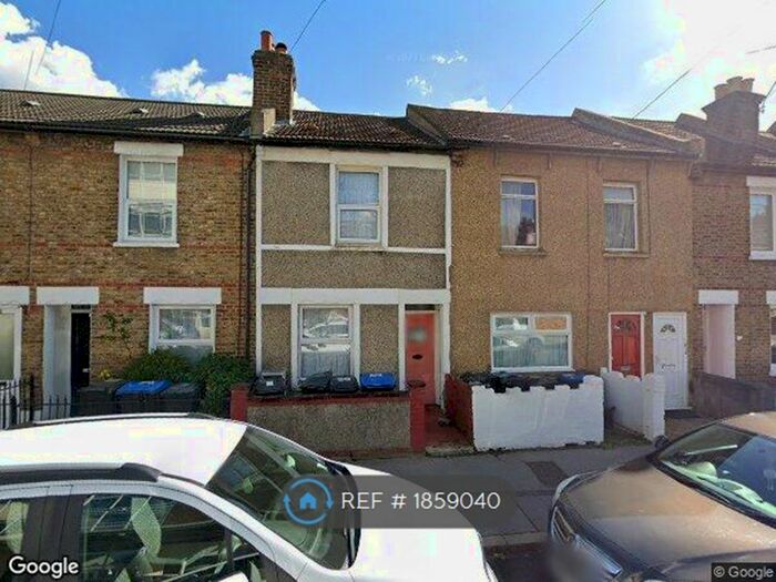 2 Bedroom Terraced House To Rent In Zion Road, Thornton Heath, CR7