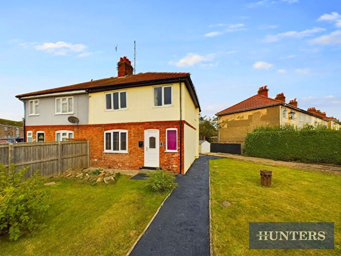 3 Bedroom Semi-Detached House To Rent In Lawson Road, Bridlington, YO16