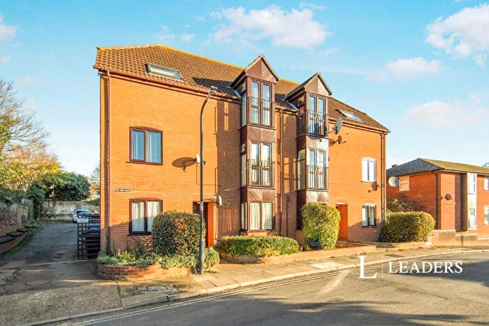 2 Bedroom Flat To Rent In Dykes Street, Ipswich, Suffolk, IP1