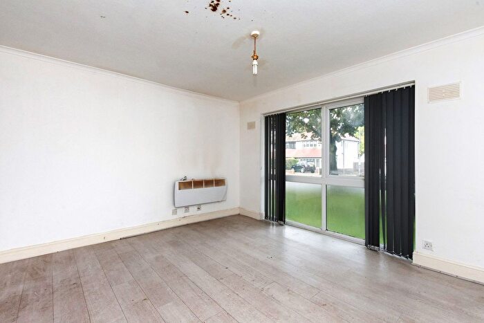 1 Bedroom Flat For Sale In Longlands Road, Sidcup, DA15