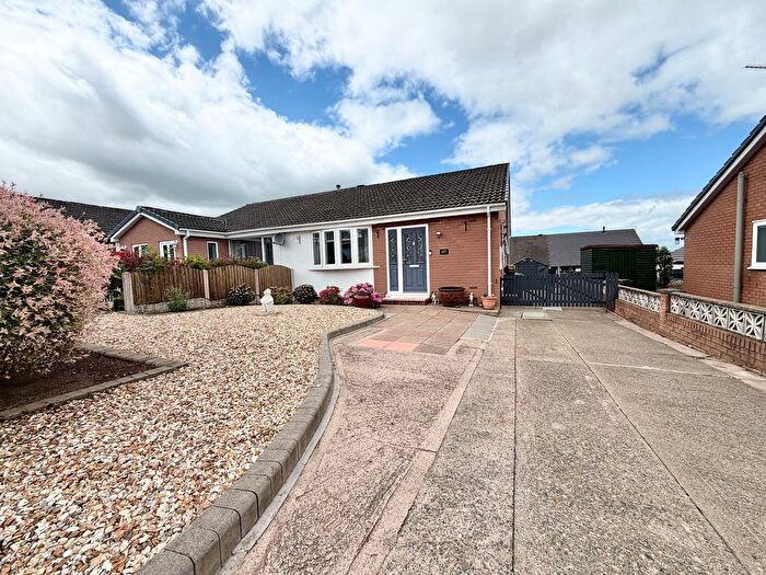 2 Bedroom Semi-Detached Bungalow For Sale In Holmrook Road, Carlisle, CA2