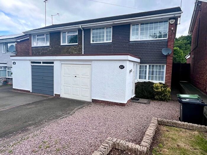 3 Bedroom Semi-Detached House To Rent In Northway, Dudley, DY3