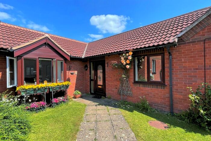 2 Bedroom Semi-Detached Bungalow For Sale In Eaton Court, Vicarage Lane, Eaton, NG32
