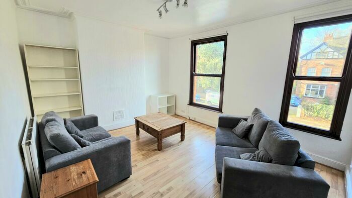 2 Bedroom Apartment To Rent In Burton Road, West Didsbury, M20