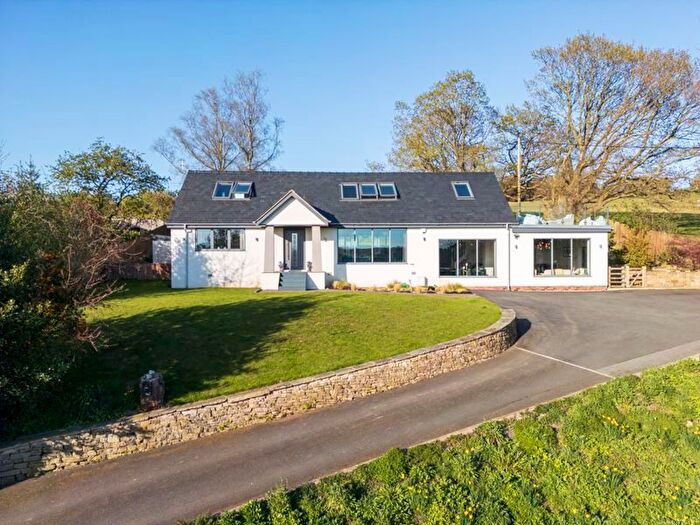 3 Bedroom Chalet For Sale In Wood Lane, Parbold, Wigan, WN8