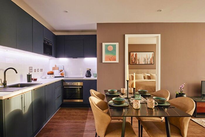 2 Bedroom Apartment To Rent In Avebury Boulevard, Milton Keynes, Buckinghamshire, MK9