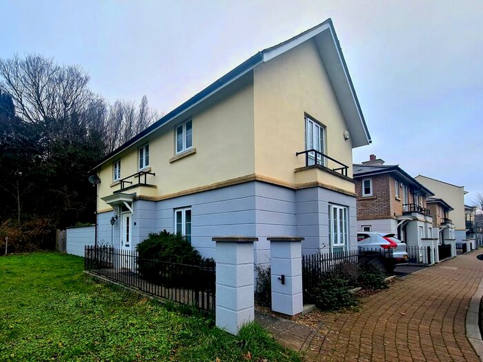 3 Bedroom House To Rent In Watch House Place, Portishead, BS20