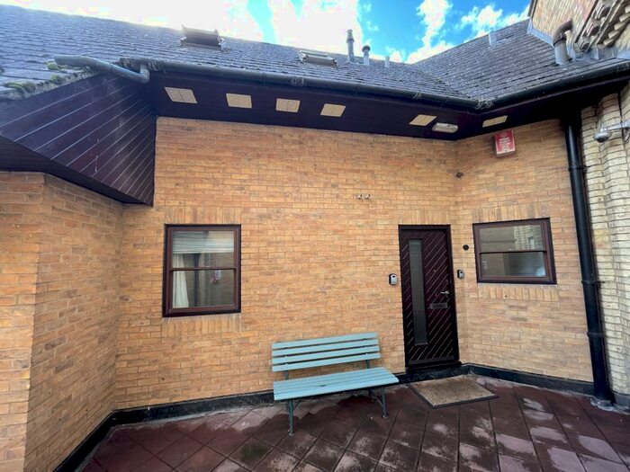 3 Bedroom Apartment To Rent In Eden Hall, Burleigh Street, CB1