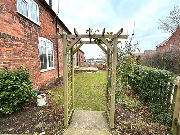 2 Bedroom Cottage To Rent In Daisy Bank Crescent, Audlem, CW3