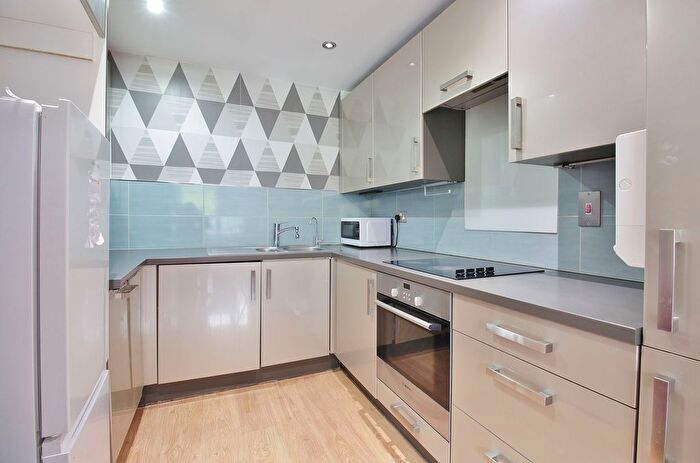 4 Bedroom Terraced House To Rent In Pontes Avenue, Hounslow, TW3