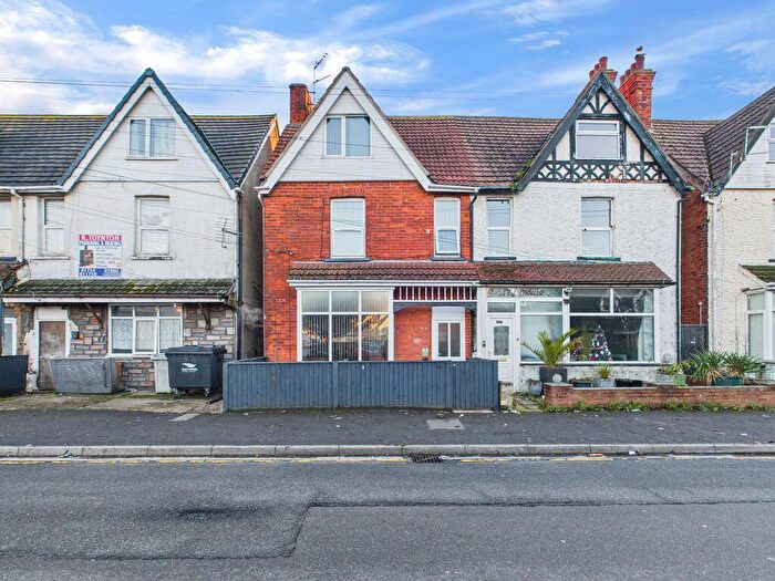 11 Bedroom House Of Multiple Occupation For Sale In Grosvenor Road, Skegness, PE25