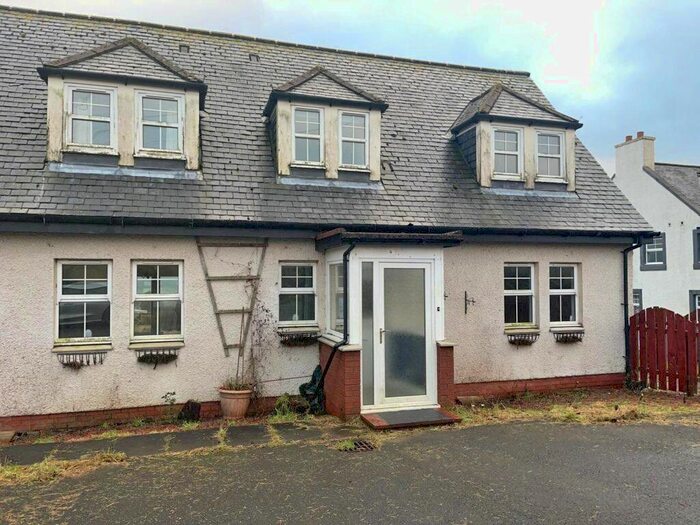 6 Bedroom SemiDetached House For Sale In High Street, Newmilns, KA16