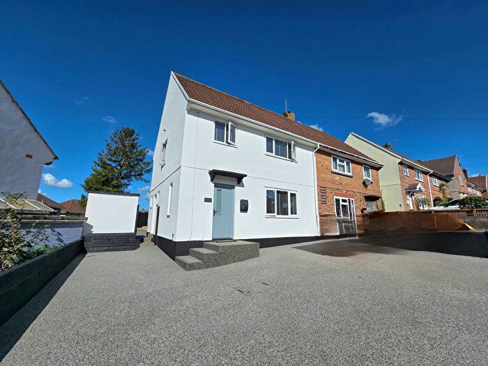 3 Bedroom Semi Detached House For Sale In Ystrad Fawr, Bridgend, CF31