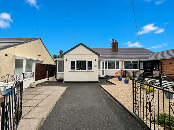 2 Bedroom Bungalow For Sale In Links Road, Knott End On Sea, FY6